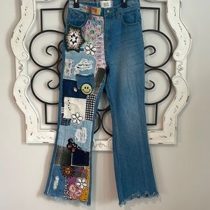 NWOT BDG URBAN OUTFITTERS DIY CRAFT PATCHWORK FLARE JEANS SIZE 26